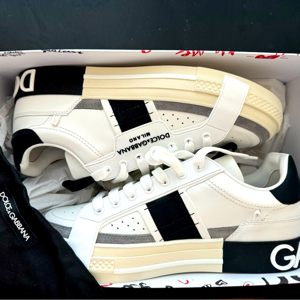 AUTHENTIC DOLCE & Gabbana Men's size 9.